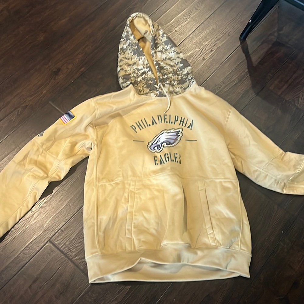 Philadelphia eagles salute to service hoodie. Very good condition. Xxl
